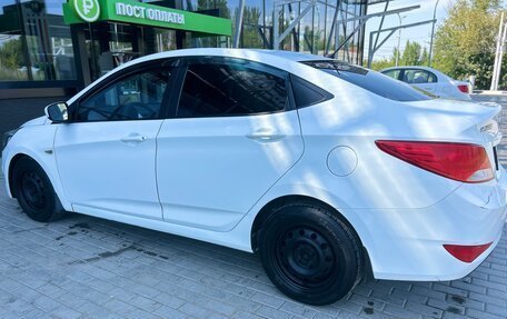 Hyundai Solaris II рестайлинг, 2014 год, 740 000 рублей, 11 фотография