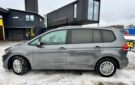 Volkswagen Touran III, 2018 год, 1 650 000 рублей, 5 фотография