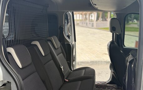 Renault Kangoo II рестайлинг, 2014 год, 700 000 рублей, 15 фотография