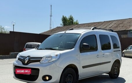 Renault Kangoo II рестайлинг, 2014 год, 700 000 рублей, 35 фотография