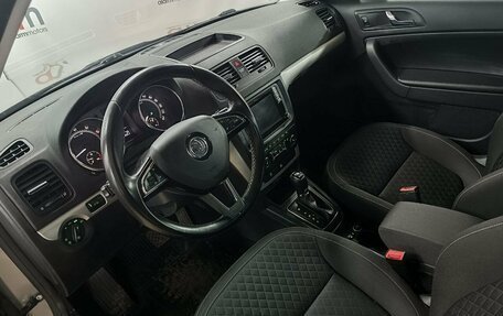 Skoda Yeti I рестайлинг, 2017 год, 1 649 000 рублей, 10 фотография