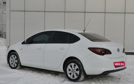 Opel Astra J, 2014 год, 950 000 рублей, 2 фотография