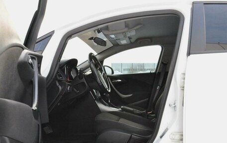 Opel Astra J, 2014 год, 950 000 рублей, 11 фотография