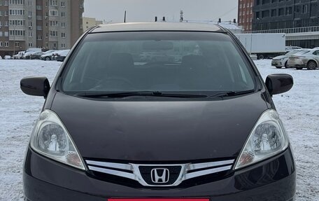 Honda Fit Shuttle I рестайлинг, 2011 год, 750 000 рублей, 3 фотография