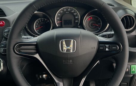 Honda Fit Shuttle I рестайлинг, 2011 год, 750 000 рублей, 22 фотография