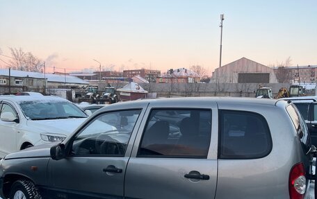 Chevrolet Niva I рестайлинг, 2009 год, 230 000 рублей, 5 фотография