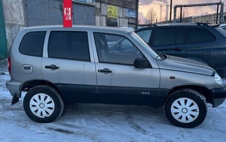 Chevrolet Niva I рестайлинг, 2009 год, 230 000 рублей, 2 фотография