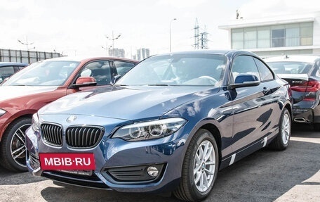 BMW 2 серия F22, 2018 год, 2 000 000 рублей, 4 фотография