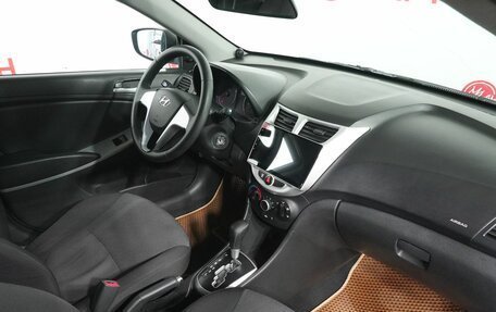 Hyundai Solaris II рестайлинг, 2012 год, 678 000 рублей, 10 фотография