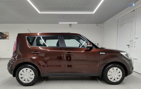 KIA Soul II рестайлинг, 2017 год, 1 665 000 рублей, 5 фотография