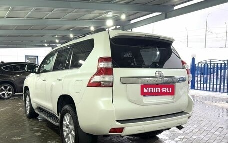 Toyota Land Cruiser Prado 150 рестайлинг 2, 2017 год, 4 999 000 рублей, 3 фотография