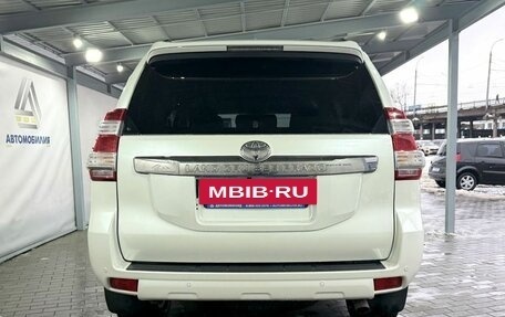 Toyota Land Cruiser Prado 150 рестайлинг 2, 2017 год, 4 999 000 рублей, 4 фотография