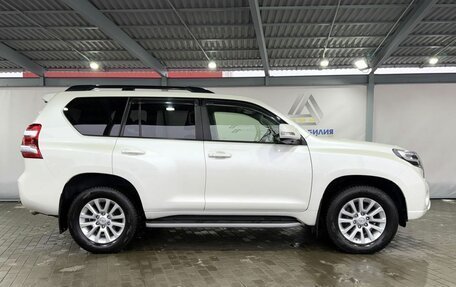 Toyota Land Cruiser Prado 150 рестайлинг 2, 2017 год, 4 999 000 рублей, 6 фотография