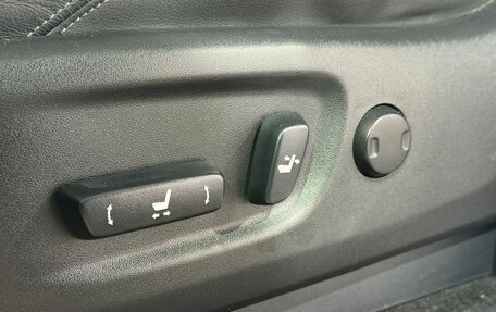 Toyota Land Cruiser Prado 150 рестайлинг 2, 2017 год, 4 999 000 рублей, 18 фотография