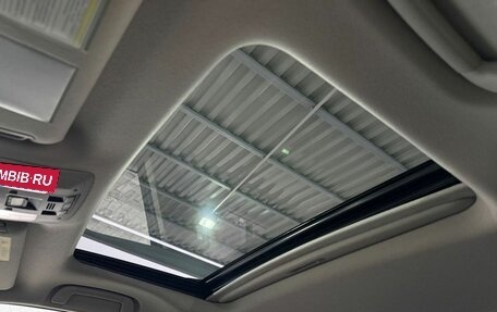 Toyota Land Cruiser Prado 150 рестайлинг 2, 2017 год, 4 999 000 рублей, 13 фотография