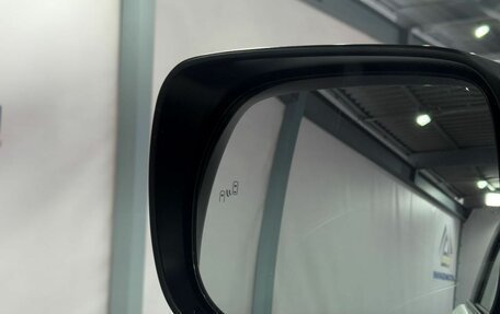 Toyota Land Cruiser Prado 150 рестайлинг 2, 2017 год, 4 999 000 рублей, 26 фотография