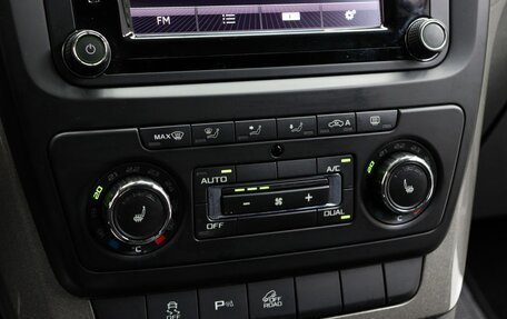 Skoda Yeti I рестайлинг, 2015 год, 1 500 000 рублей, 15 фотография