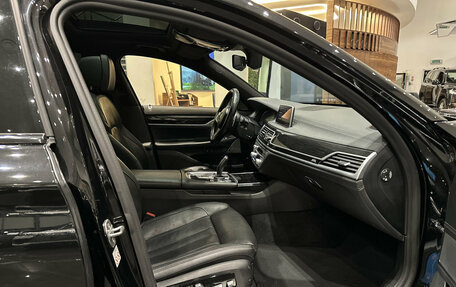 BMW 7 серия, 2019 год, 7 499 000 рублей, 13 фотография