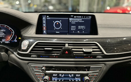 BMW 7 серия, 2019 год, 7 499 000 рублей, 18 фотография