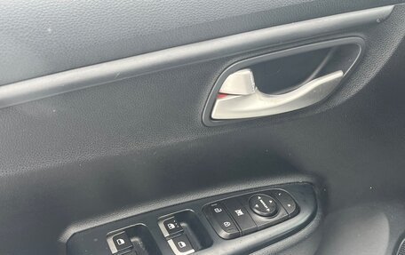 KIA Rio IV, 2017 год, 1 125 000 рублей, 8 фотография