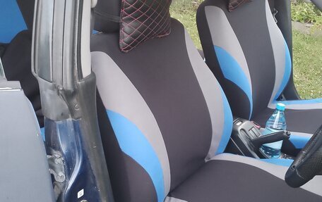 Subaru Impreza III, 2001 год, 500 000 рублей, 11 фотография