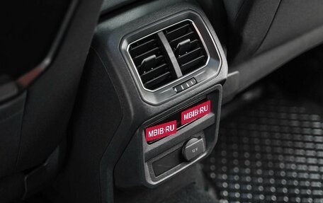Volkswagen Tiguan II, 2017 год, 1 790 000 рублей, 9 фотография