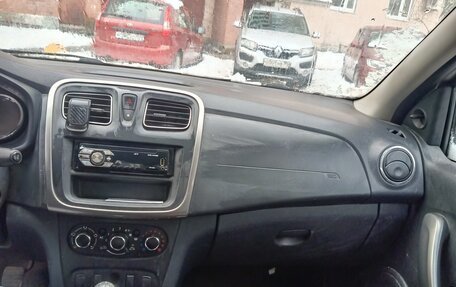 Renault Logan II, 2015 год, 480 000 рублей, 7 фотография