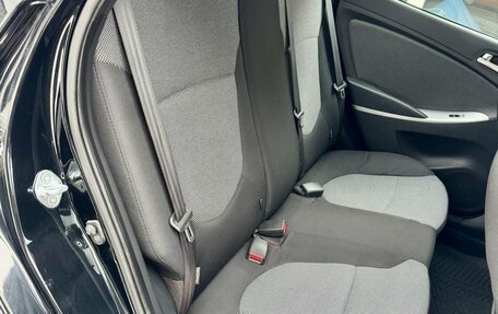 Hyundai Solaris II рестайлинг, 2013 год, 1 049 000 рублей, 20 фотография