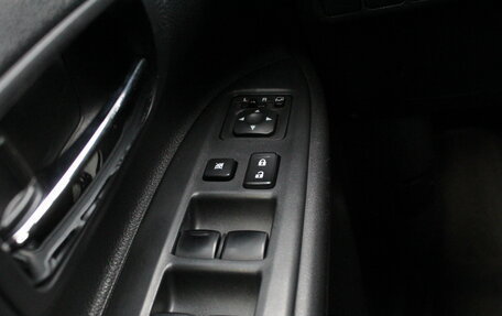 Mitsubishi Outlander III рестайлинг 3, 2014 год, 1 645 000 рублей, 9 фотография