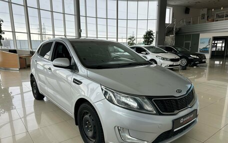 KIA Rio III рестайлинг, 2012 год, 688 000 рублей, 3 фотография