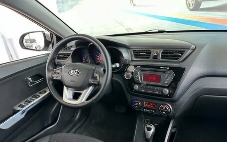 KIA Rio III рестайлинг, 2012 год, 688 000 рублей, 10 фотография