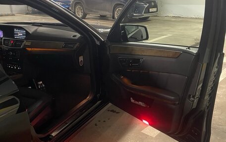 Mercedes-Benz E-Класс, 2010 год, 1 600 000 рублей, 9 фотография