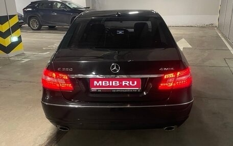 Mercedes-Benz E-Класс, 2010 год, 1 600 000 рублей, 2 фотография