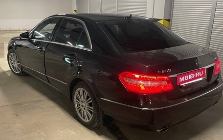 Mercedes-Benz E-Класс, 2010 год, 1 600 000 рублей, 3 фотография