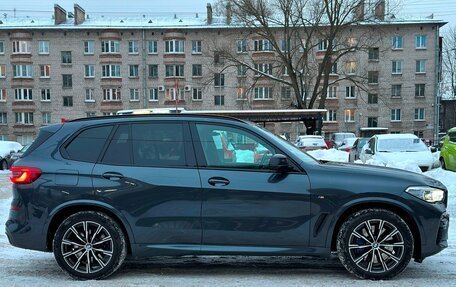 BMW X5, 2019 год, 5 800 000 рублей, 4 фотография