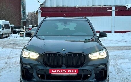 BMW X5, 2019 год, 5 800 000 рублей, 2 фотография