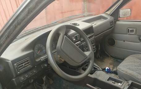 ИЖ 21261 «Фабула», 2004 год, 140 000 рублей, 1 фотография