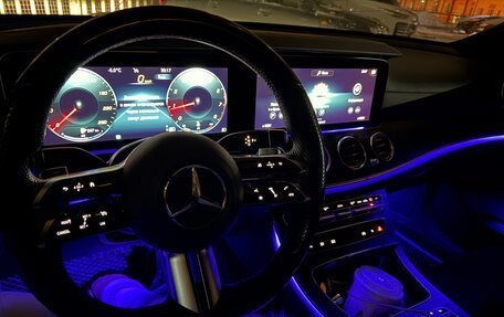 Mercedes-Benz E-Класс, 2022 год, 4 800 000 рублей, 1 фотография