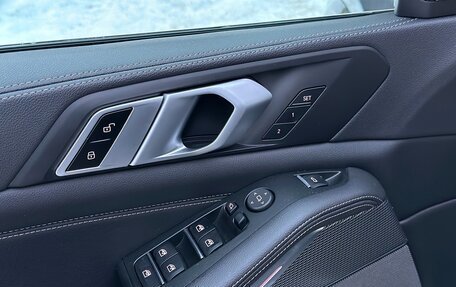 BMW X5, 2019 год, 5 800 000 рублей, 28 фотография