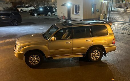 Toyota Land Cruiser 100 рестайлинг 2, 2003 год, 1 380 000 рублей, 2 фотография