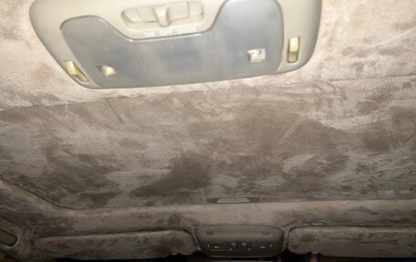 Toyota Land Cruiser 100 рестайлинг 2, 2003 год, 1 380 000 рублей, 15 фотография