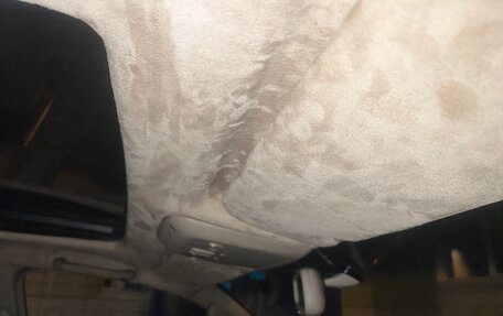 Toyota Land Cruiser 100 рестайлинг 2, 2003 год, 1 380 000 рублей, 13 фотография