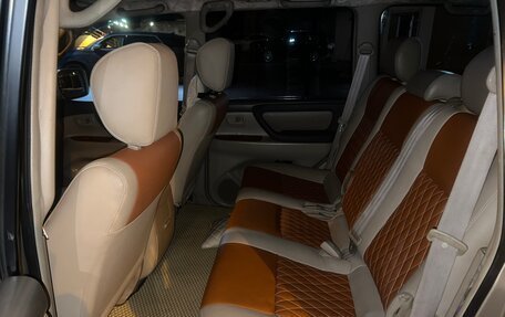 Toyota Land Cruiser 100 рестайлинг 2, 2003 год, 1 380 000 рублей, 20 фотография