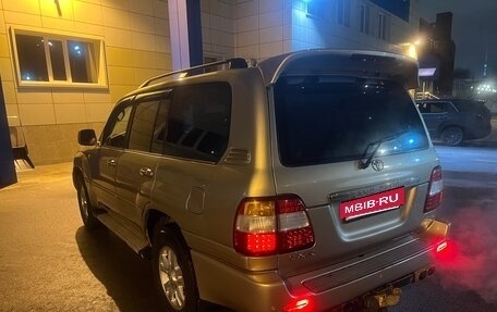 Toyota Land Cruiser 100 рестайлинг 2, 2003 год, 1 380 000 рублей, 25 фотография