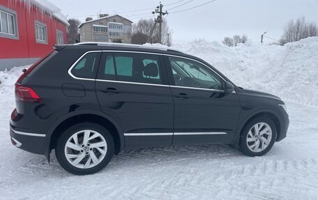 Volkswagen Tiguan II, 2020 год, 3 300 000 рублей, 4 фотография