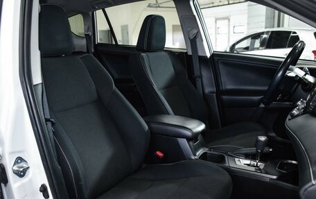 Toyota RAV4, 2018 год, 2 799 000 рублей, 7 фотография