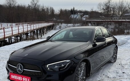 Mercedes-Benz E-Класс, 2022 год, 4 800 000 рублей, 12 фотография