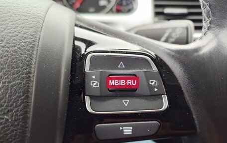 Volkswagen Touareg III, 2011 год, 1 950 000 рублей, 14 фотография