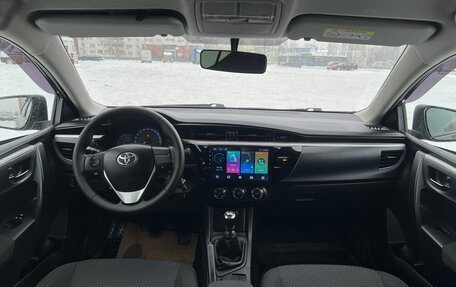 Toyota Corolla, 2014 год, 1 270 000 рублей, 14 фотография