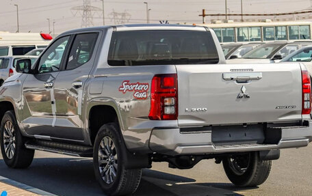 Mitsubishi L200, 2026 год, 4 680 000 рублей, 7 фотография